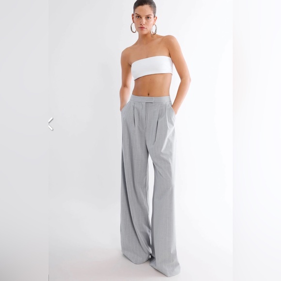 BCBG X MAEVE REILLY - lace up blazer & trouser set - NEW WITH TAGS - Picture 5 of 8